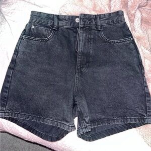 Black ZARA Jean shorts high waisted